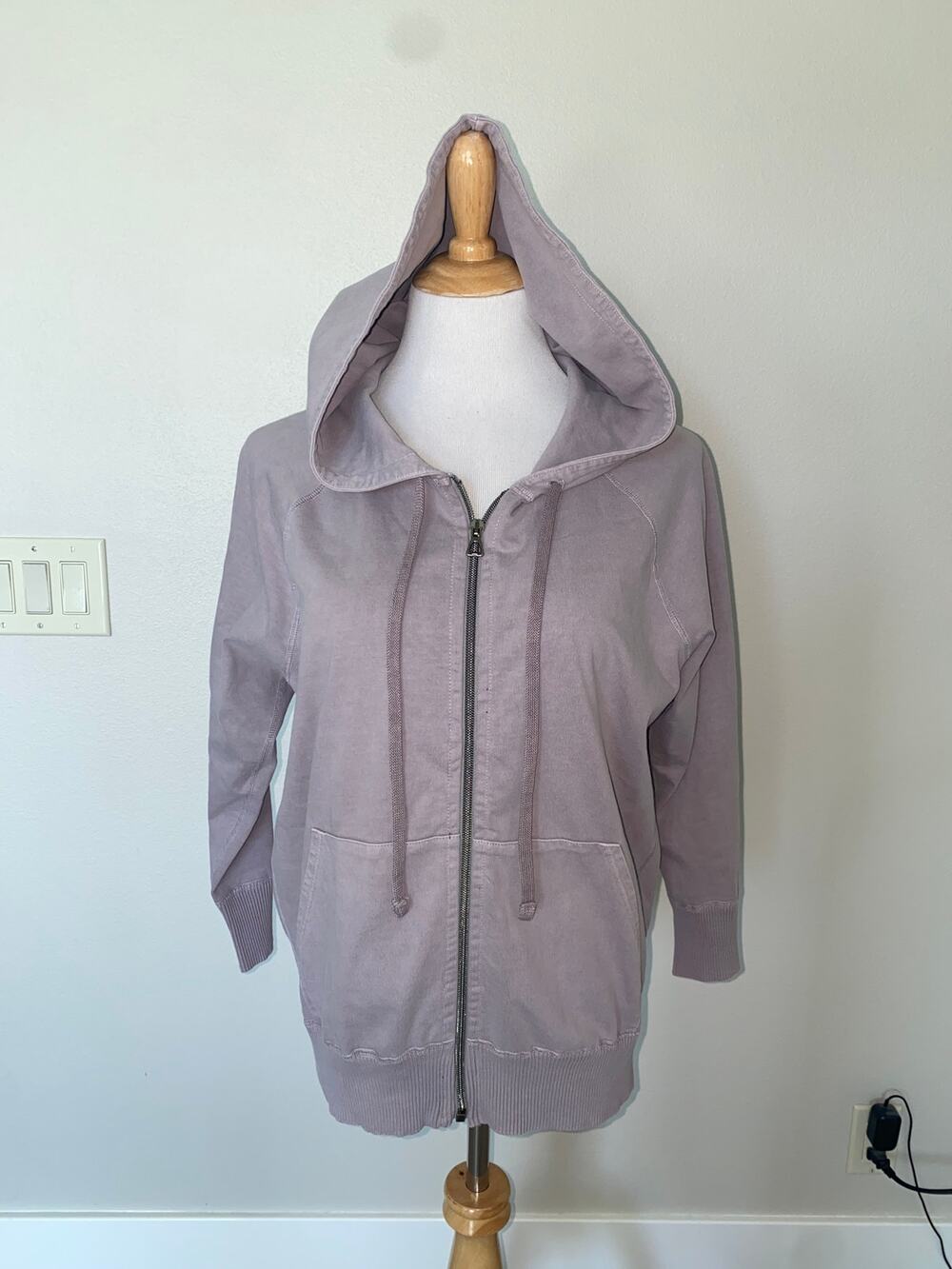 James Perse Hoodie Zip Front Sweatshirt 3/4 Sleeves  Gray Size 4 (L/XL) NWT